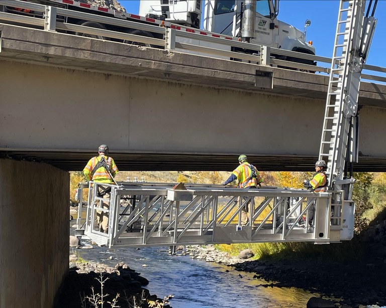 Bridge Inspection Crew